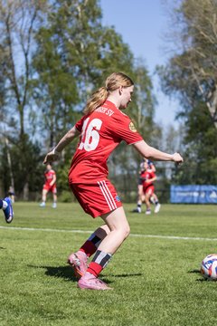 Bild 121 - wBJ Hamburger SV - Hertha BSC : Ergebnis: 5:2